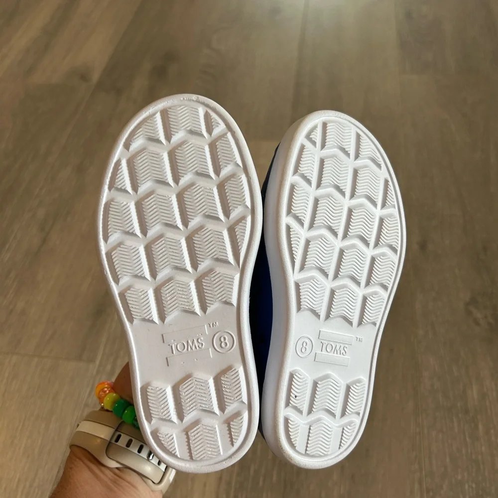 Toms comfortable stylish